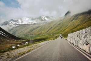 一人旅で美容と旅行を楽しみながら肩こりや首こりを改善できる温泉は？